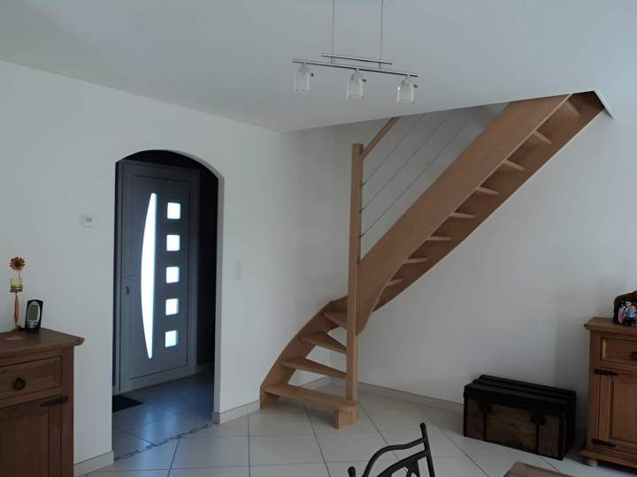 Nous suggérons des escaliers de différentes formes.